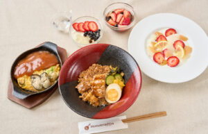 【台日飲食文化融合】岡山縣在地食材結合台灣經典美食，活動包含豆花、滷肉飯等人氣小吃，以及日本料理、伴手禮與果汁，呈現豐富多彩的味覺饗宴。